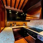Apartmentsarena - Residenza Degli Scaligeri - Piazza Erbe * Verona