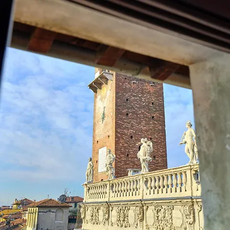 Apartmentsarena - Residenza Degli Scaligeri - Piazza Erbe Appartamento Verona