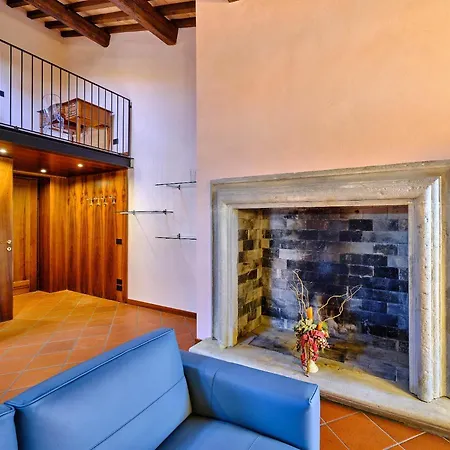 Apartmentsarena - Residenza Degli Scaligeri - Piazza Erbe Appartamento
