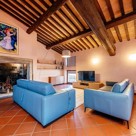 Apartmentsarena - Residenza Degli Scaligeri - Piazza Erbe * Verona