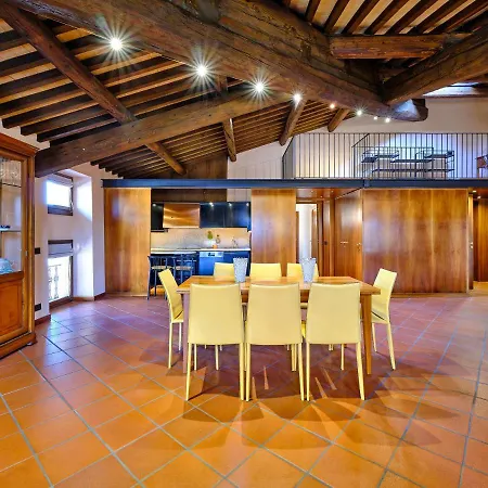 Apartmentsarena - Residenza Degli Scaligeri - Piazza Erbe Apartment *