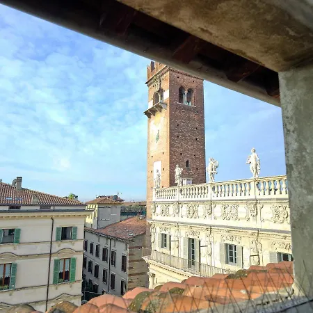Apartmentsarena - Residenza Degli Scaligeri - Piazza Erbe
