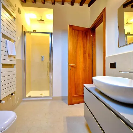 Apartmentsarena - Residenza Degli Scaligeri - Piazza Erbe * Verona
