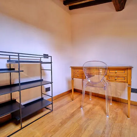 Apartmentsarena - Residenza Degli Scaligeri - Piazza Erbe Apartment *