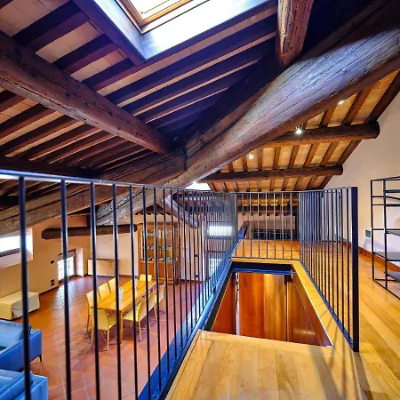 Apartmentsarena - Residenza Degli Scaligeri - Piazza Erbe Apartment Verona